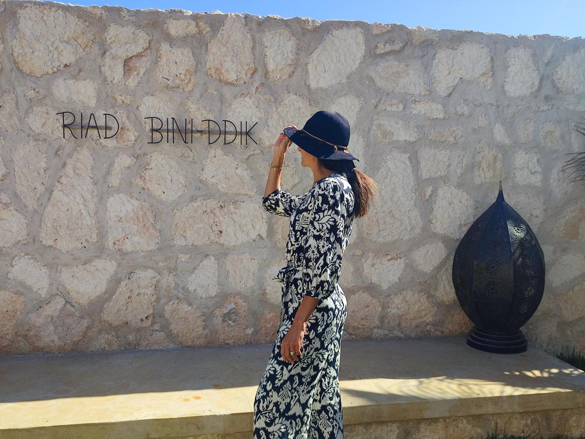 Riad Bini-Ddik As-Sawíra Exteriér fotografie